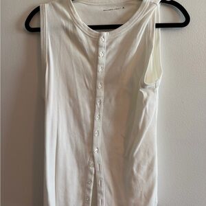 Abercrombie & Fitch Size Medium M Ribbed Button Down White Tank Top